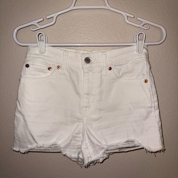 Levi's Pants - Levi’s High Rise Distressed White‎ Denim Women Shorts size 25